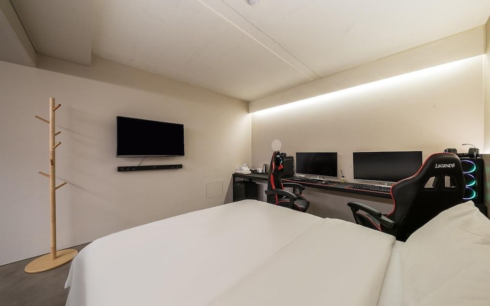 Cheonho Hotel H Room (Couple PC Room (high specification co)