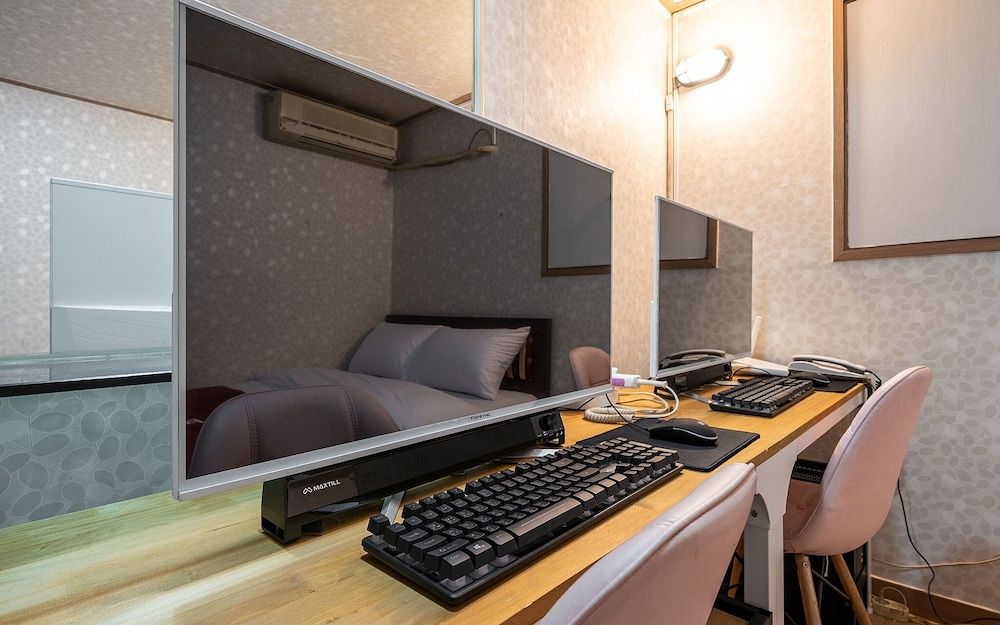 undefined Suyu Fan Motel 6