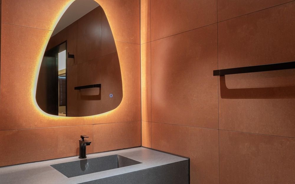 Jamsil Orosie Tourist Hotel - Orosie Room (Deluxe King (Simmons LG OLED 55 Style) 5