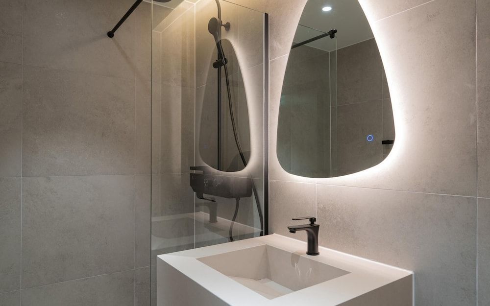 Jamsil Orosie Tourist Hotel - Orosie Room (Standard King (Simmons LG OLED 55 Sty) 4