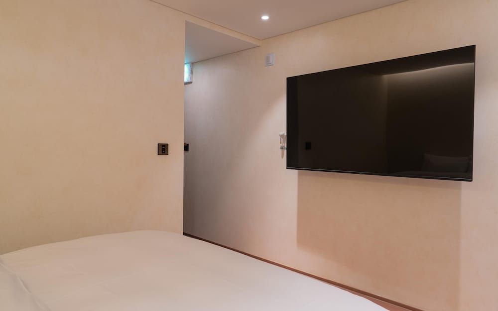 Jamsil Orosie Tourist Hotel - Orosie Room (Standard King (Simmons LG OLED 55 Sty) 7