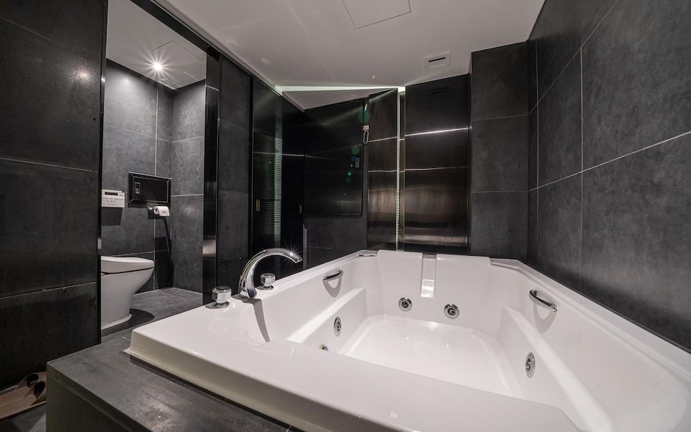 undefined Yeoksam Adlige 10