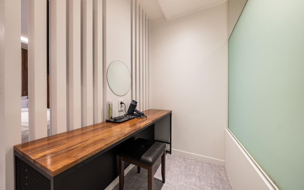 undefined Hwagok Hotel 9