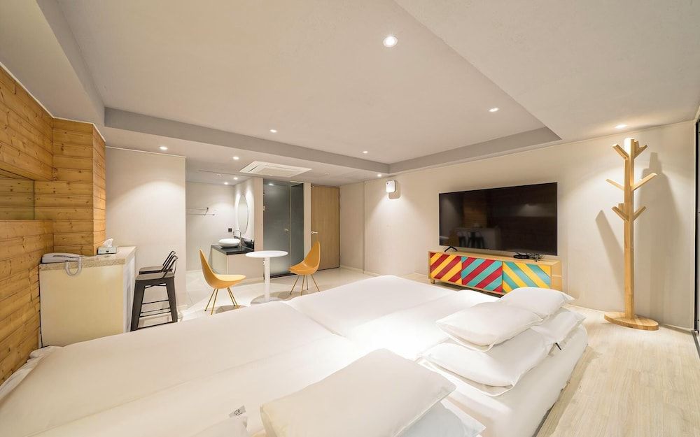 undefined Sinchon Lexy 9