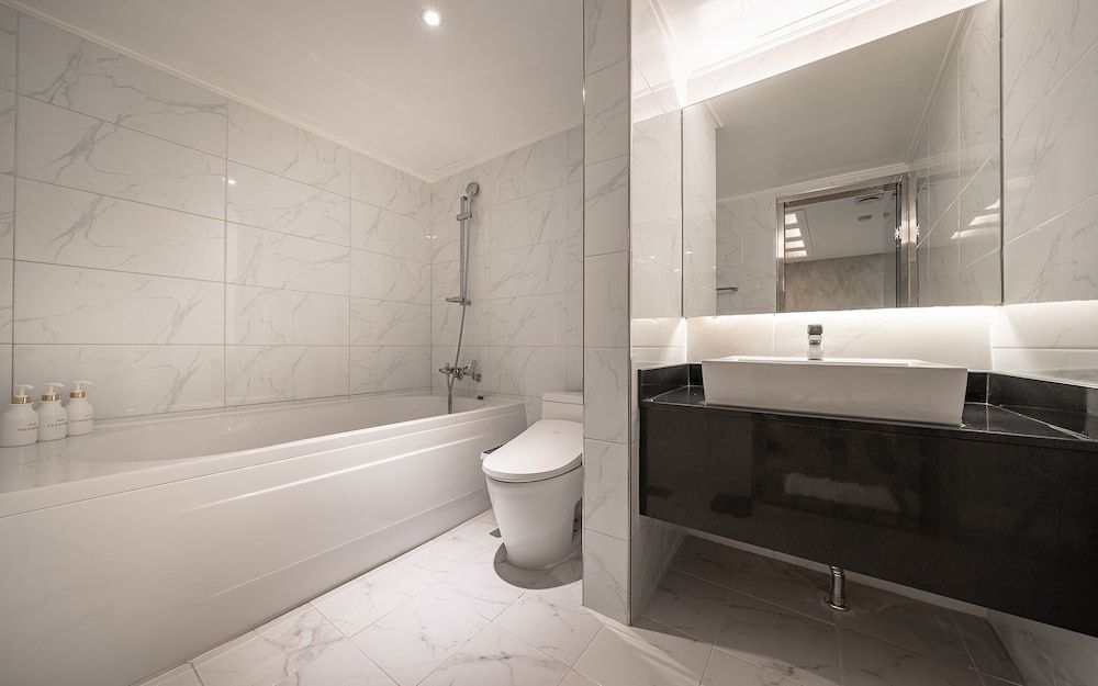 Suyu Yuria Hotel Room (Deluxe Twin (Netflix viewing availabl) 5