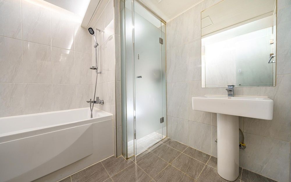 Suyu Yuria Hotel Room (Early check-in couple PC (dedicated h) 15