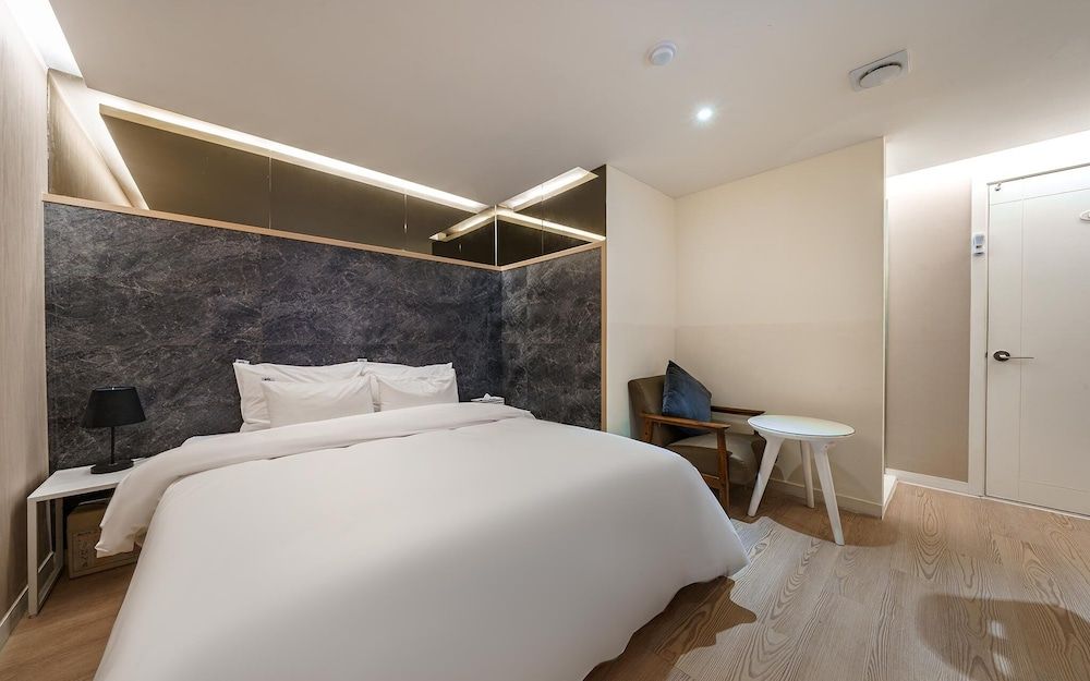 undefined Suyu Yuria Hotel 9