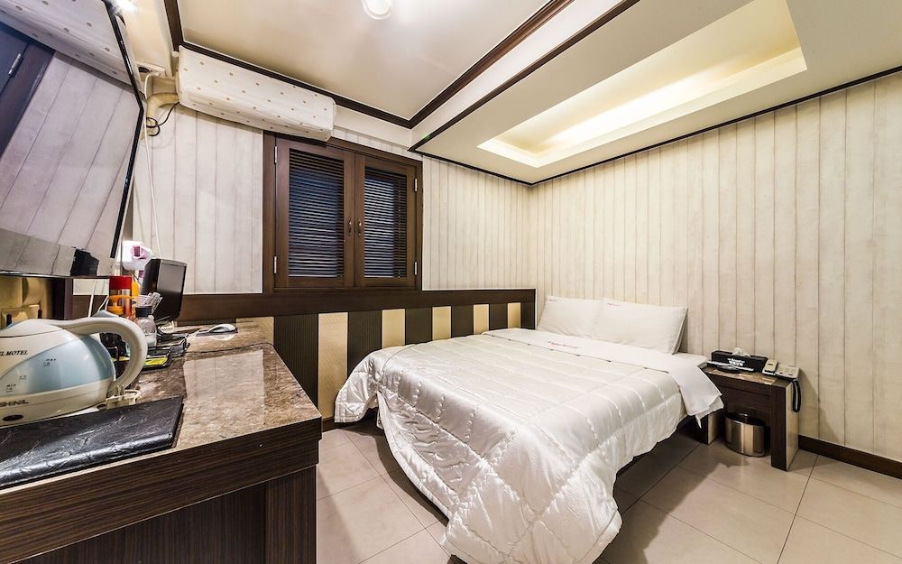 undefined Seoul National University Angel 4