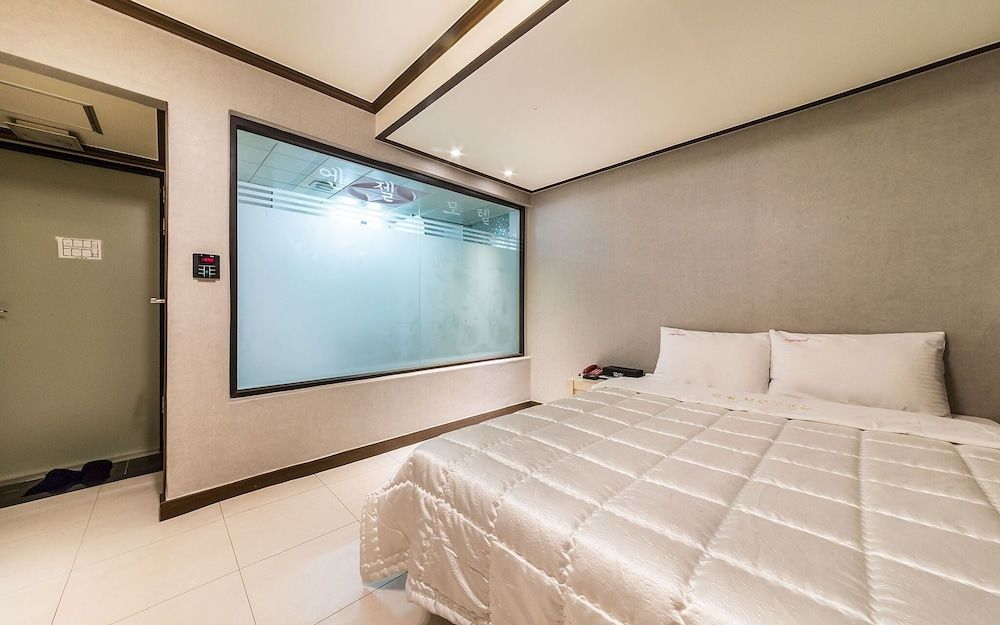 Seoul National University Angel Room (Deluxe) 4