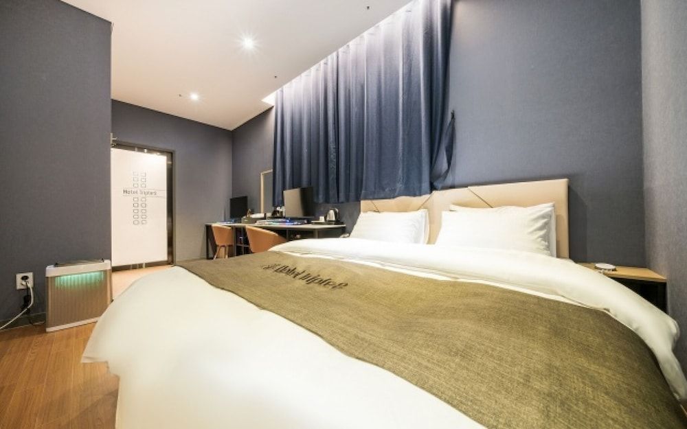 undefined Geumcheon Hotel Triple 8 9