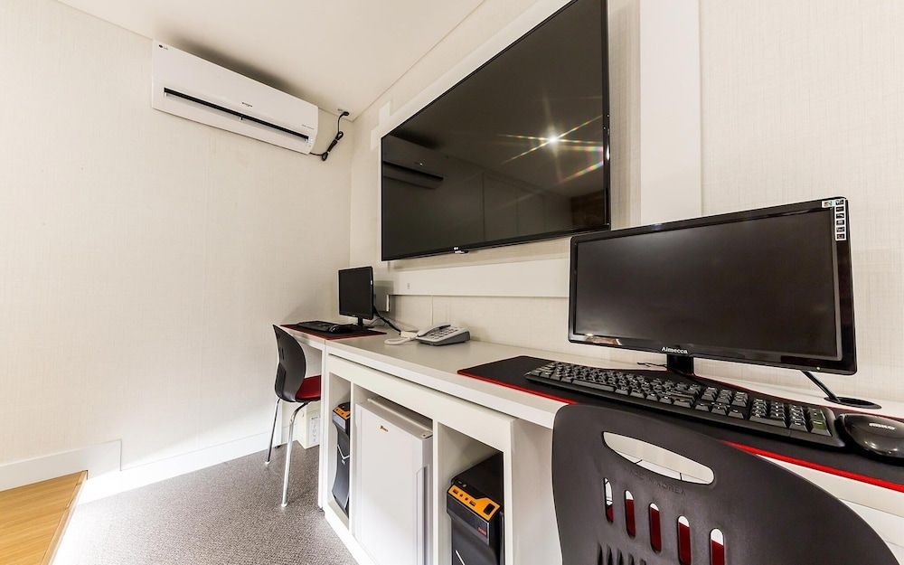 Gasan Honey Room (Deluxe room (Netflix available in all) 22