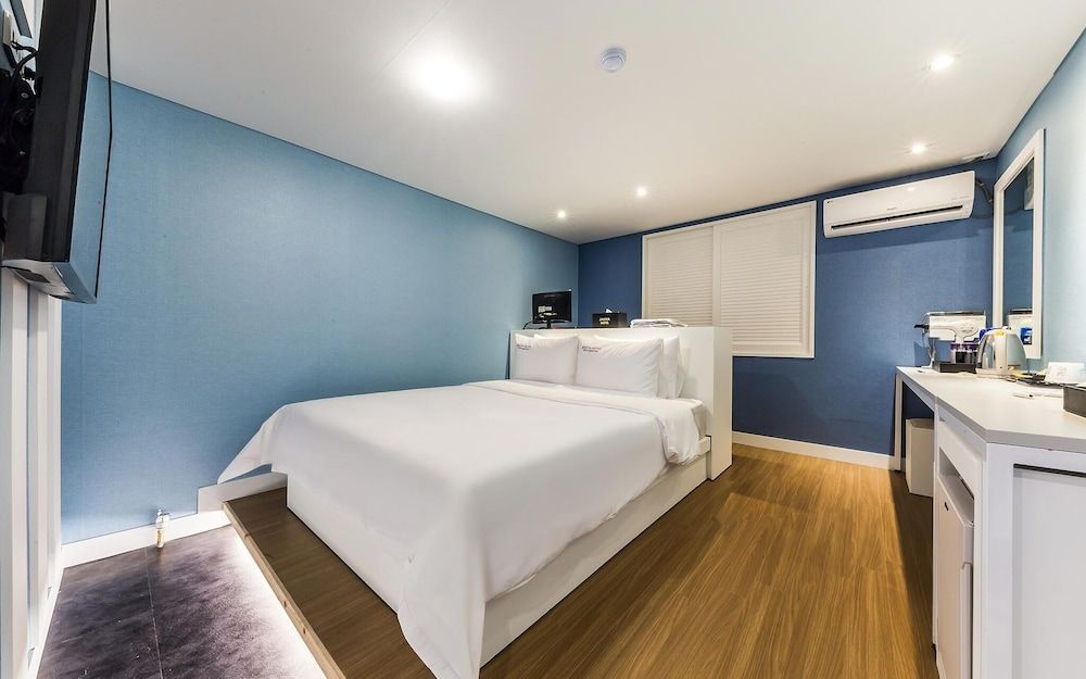 Gasan Honey Room (Standard room (Netflix available in a) 13