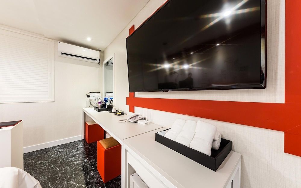 Gasan Honey Room (Semi-Suite room (Netflix available in) 15