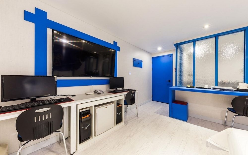 Gasan Honey Room (Deluxe room (Netflix available in all) 7