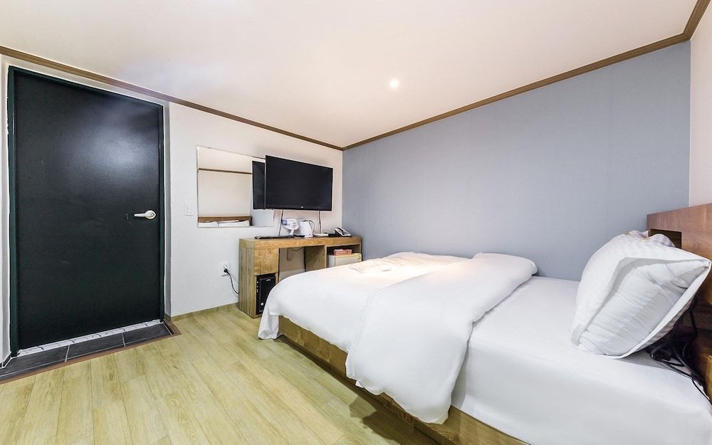 undefined Sungshin Women's University Cheonil 4