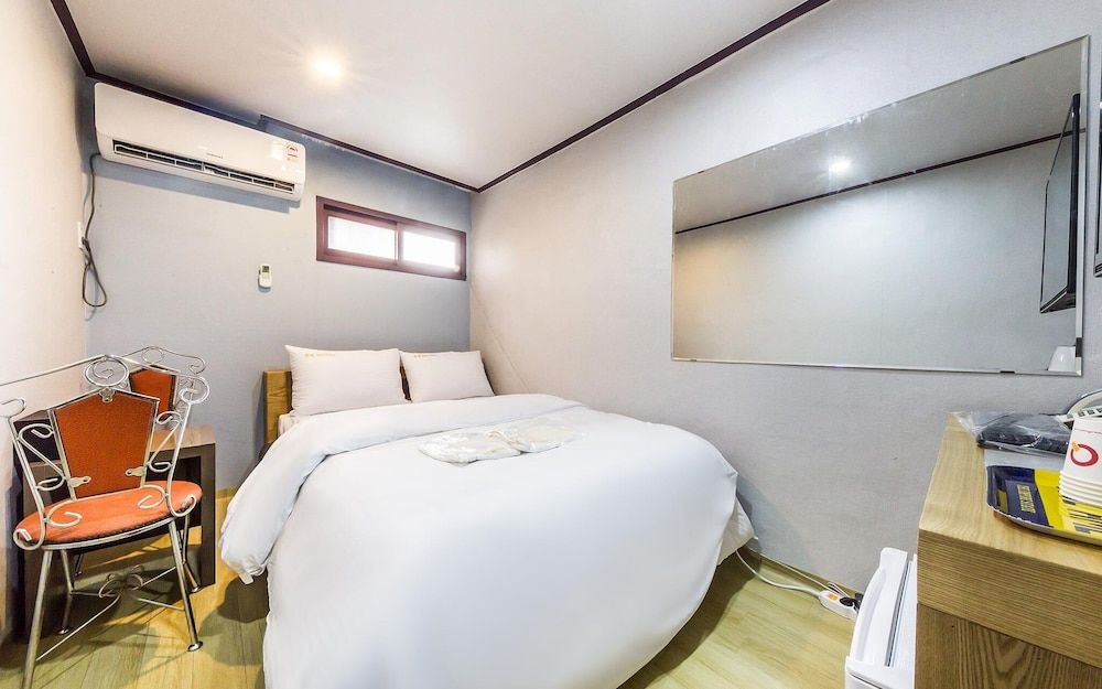 undefined Sungshin Women's University Cheonil 8