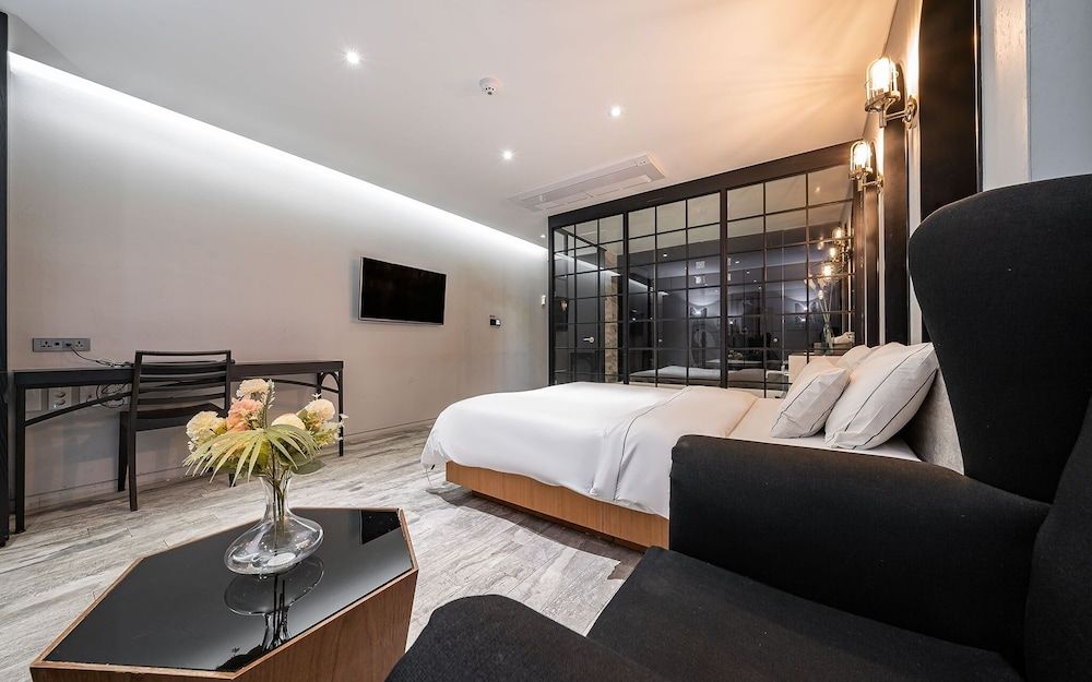 Wangsimni Forestar Room (Suite (Free Zone for watching Netflix) 3