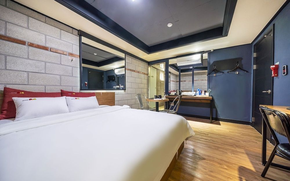 Sangbong Hotel Bus Room (Special room l Bathtub entertainment ) 3