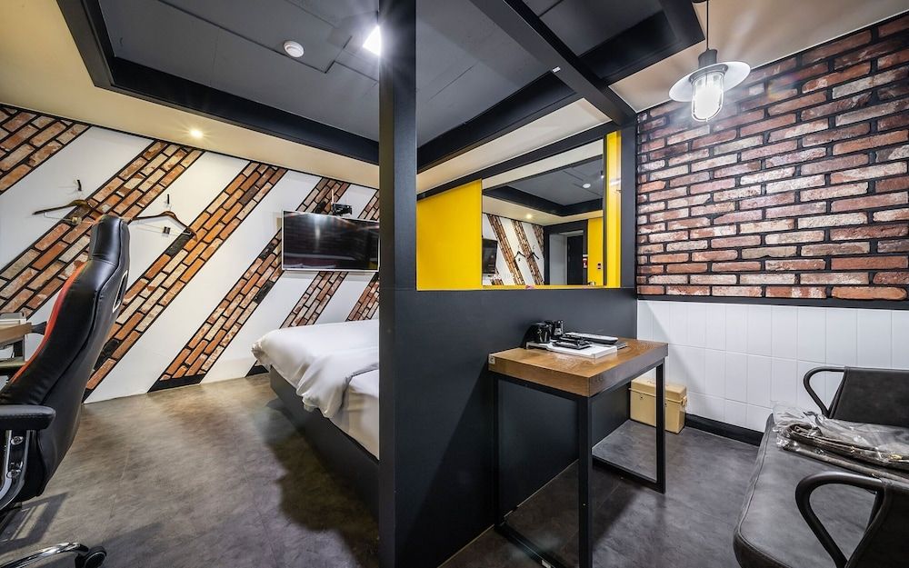 Sangbong Hotel Bus Room (Special room l Bathtub entertainment ) 6