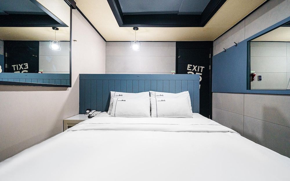 Sangbong Hotel Bus Room (General (Netflix TVing Watcha Disney ) 3