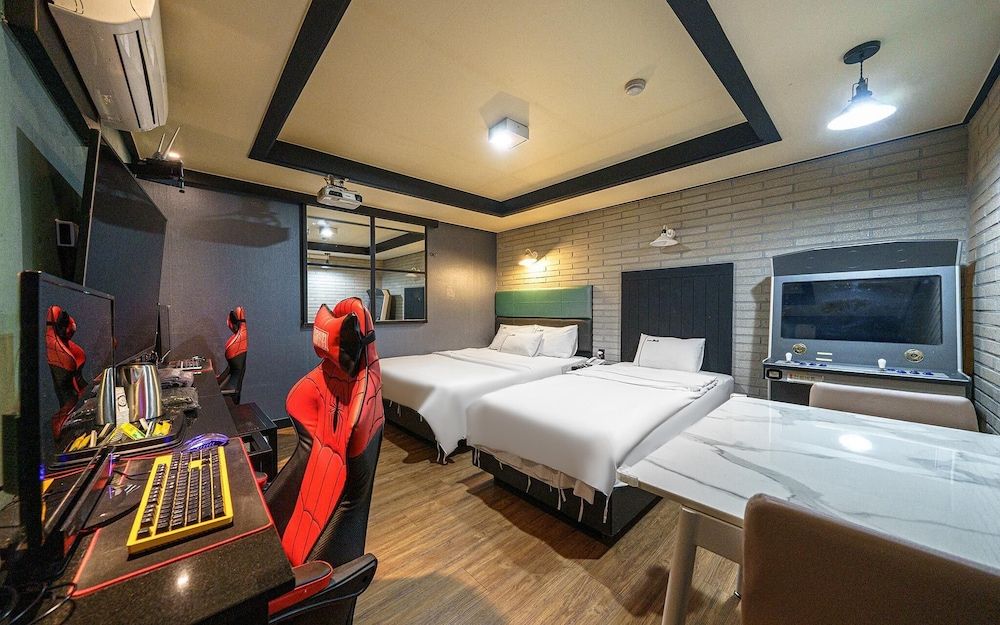 undefined Sangbong Hotel Bus 3