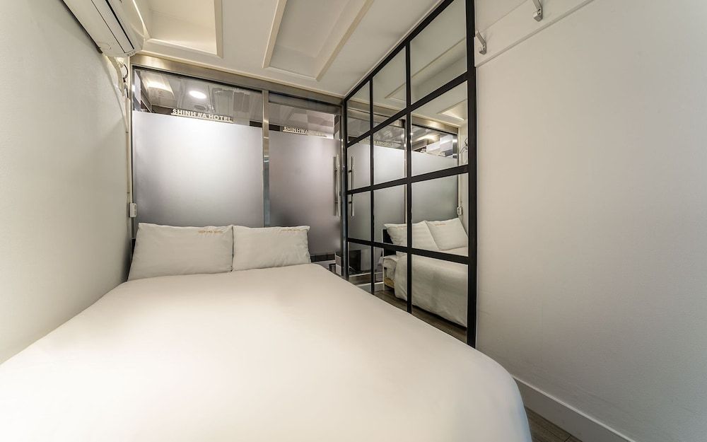 Wolgok Shinhwa Self Check-in Motel Room (Standard room (55-inch TV watching al) 2