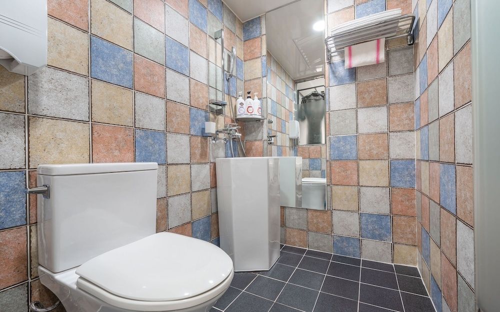 Wolgok Shinhwa Self Check-in Motel Room (Standard room (55-inch TV watching al) 18