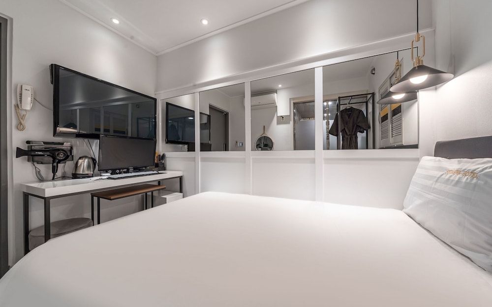 Wolgok Shinhwa Self Check-in Motel Room (Standard room (55-inch TV watching al) 16