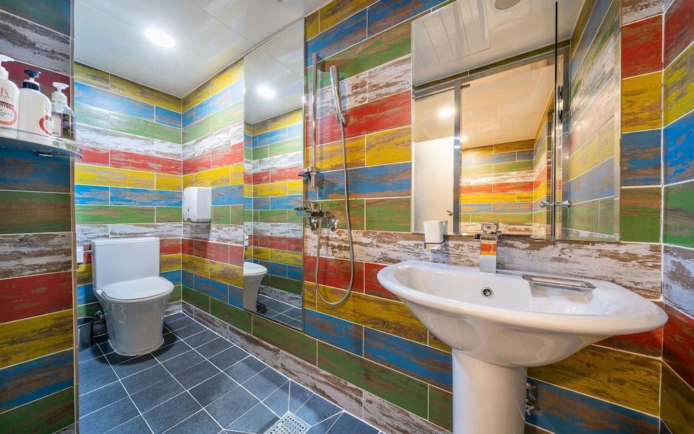 Wolgok Shinhwa Self Check-in Motel Room (Premium (65-inch TV Netflix free view) 14