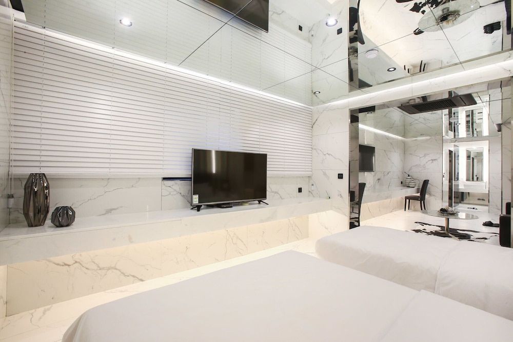 undefined Yeoksam Hotel Star Premier 5