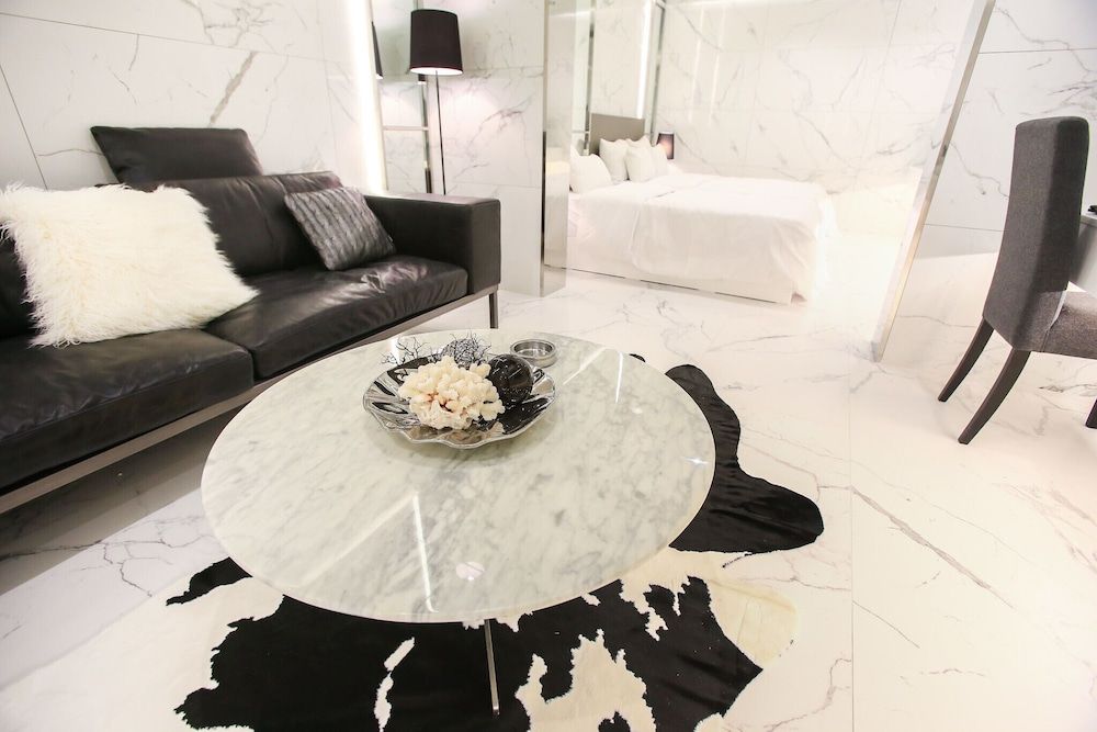 undefined Yeoksam Hotel Star Premier