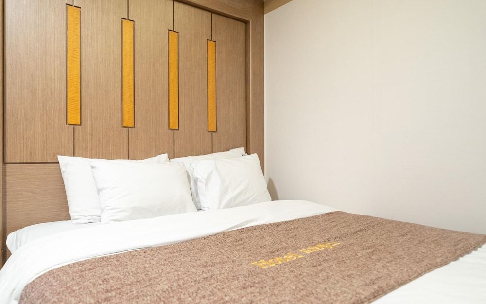 undefined Yeongdeungpo Starlight Hotel 5