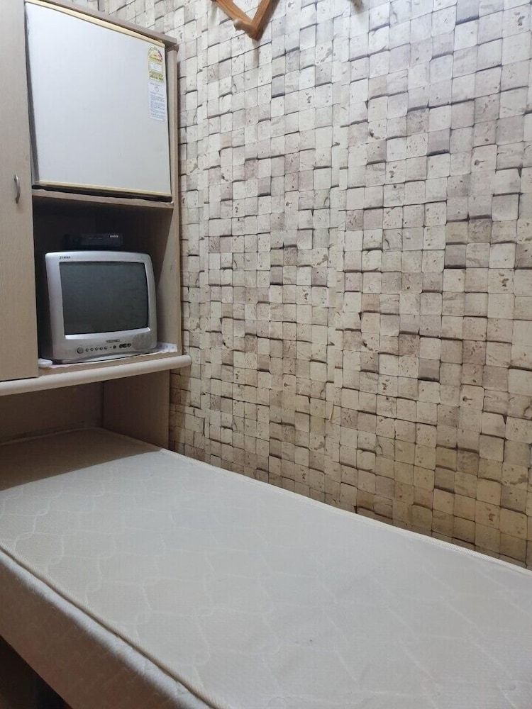 undefined Isak Minitel 2