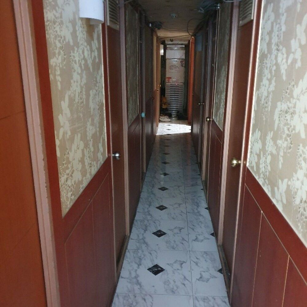 undefined Isak Minitel 10