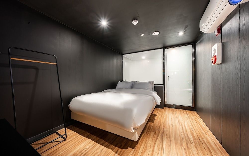 undefined Sinchon Wol 10