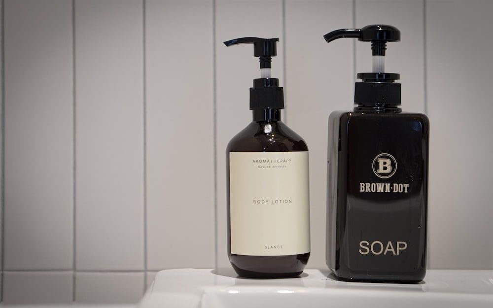 Brown Dot Yeoksam Branch Room (Suite B (sofa bed king size bed Netfl) 26