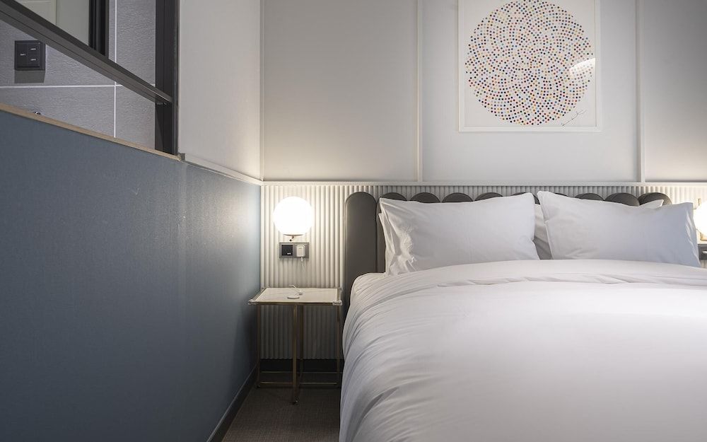 Brown Dot Yeoksam Branch Room (Superior Walkie Special (No Parking O) 28