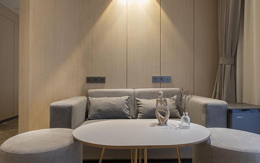 Brown Dot Yeoksam Branch Room (Suite B (sofa bed king size bed Netfl) 19