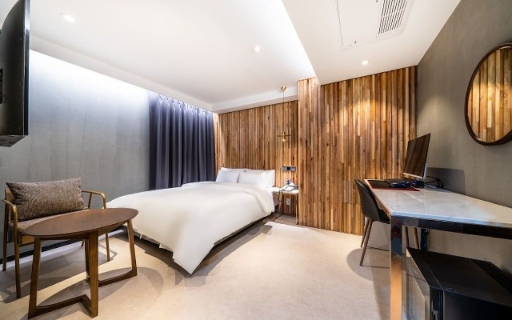 Jongno Hotel Laboum Room (Deluxe-Quick Entrance) 10