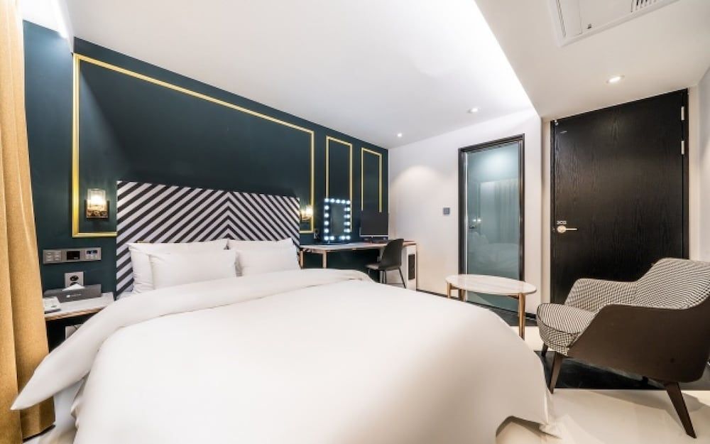 Jongno Hotel Laboum Room (Deluxe-Quick Entrance) 15