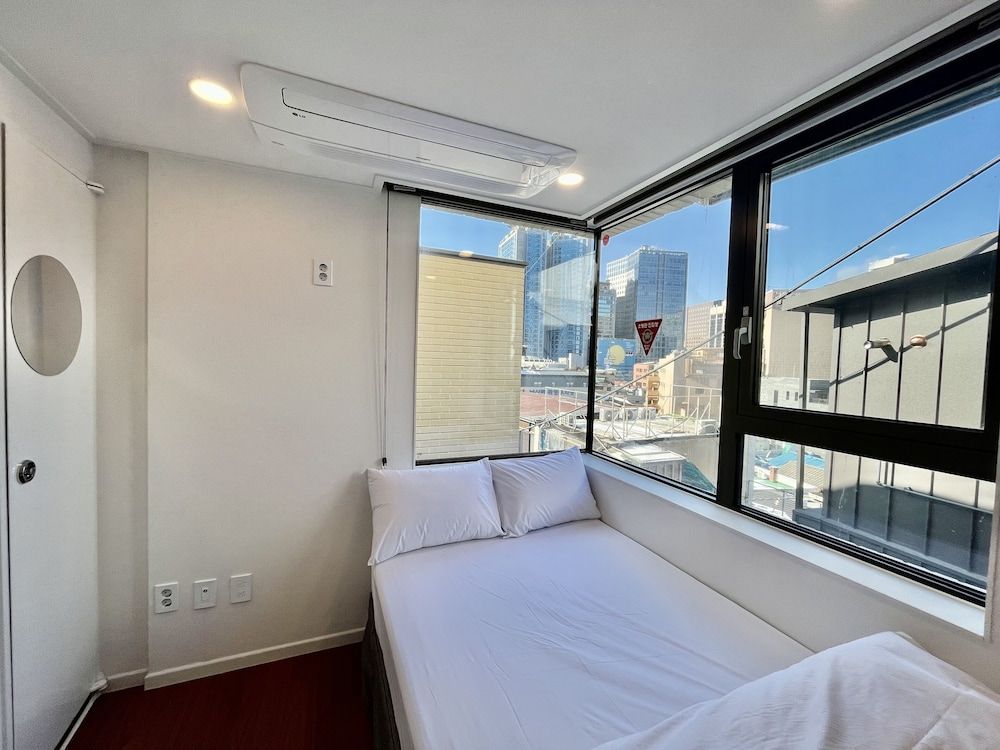 undefined 318 STAY 2