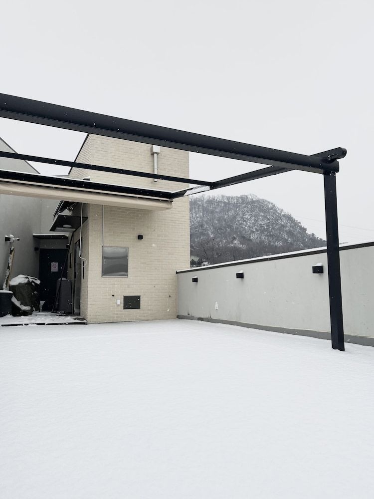 undefined 318 STAY 8