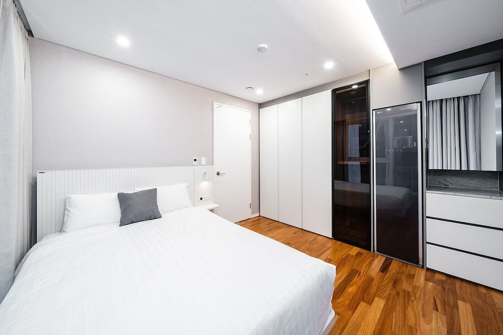 Seocho Intoraon Hotel and Residence Grand Deluxe Suite (No parking) 6