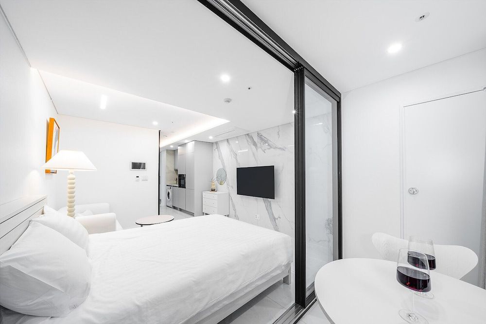 Seocho Intoraon Hotel and Residence Deluxe Double Room 7