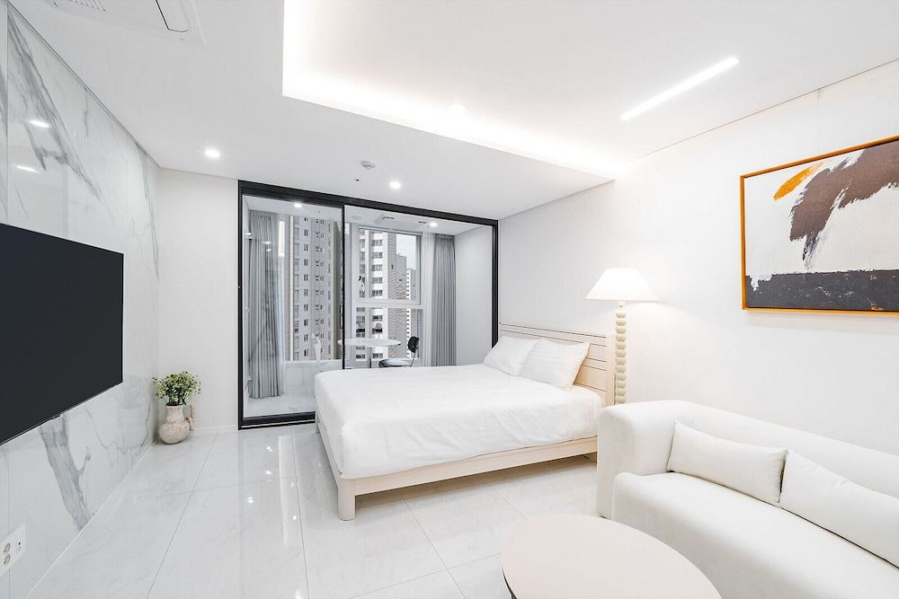 undefined Seocho Intoraon Hotel and Residence 4