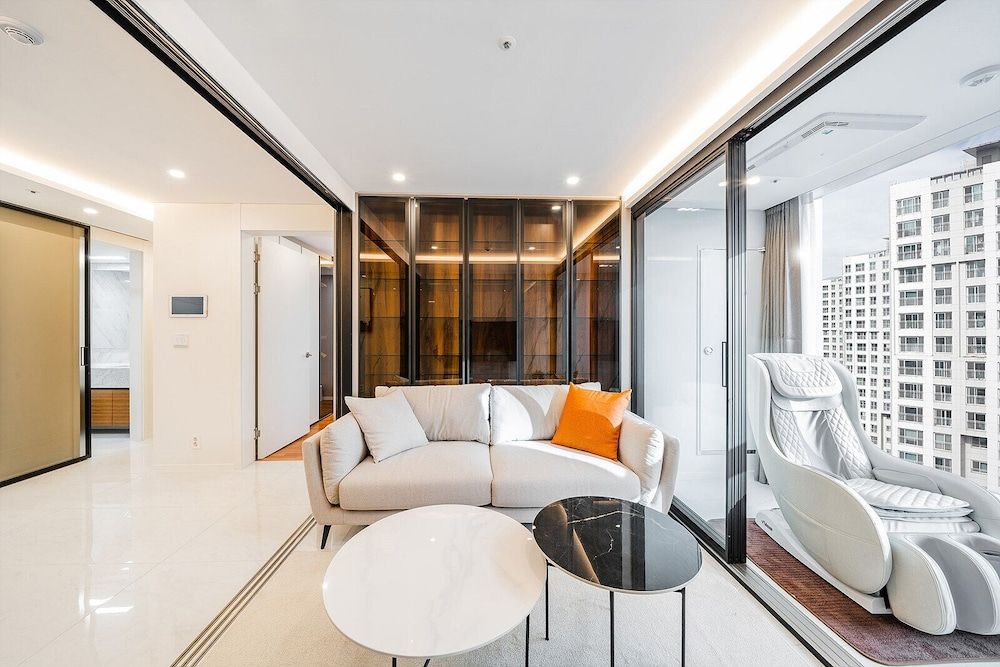 Seocho Intoraon Hotel and Residence Premier Suite_Party Room (No Parking) 7