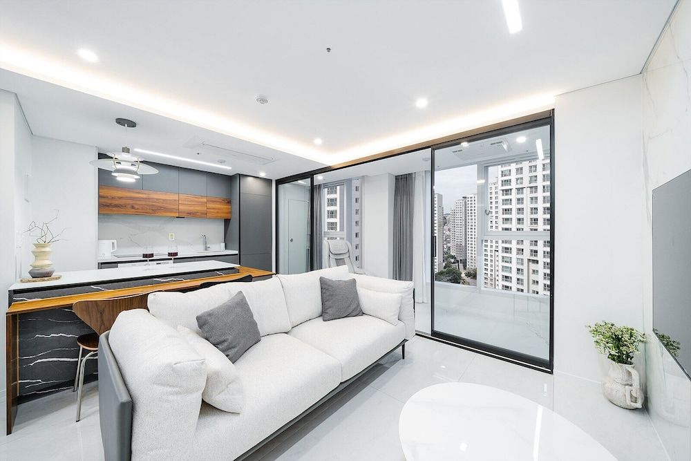 undefined Seocho Intoraon Hotel and Residence 6