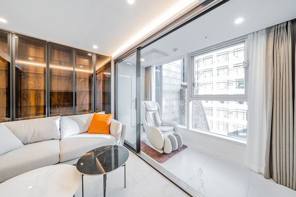 Seocho Intoraon Hotel and Residence Premier Suite_Party Room (No Parking) 4