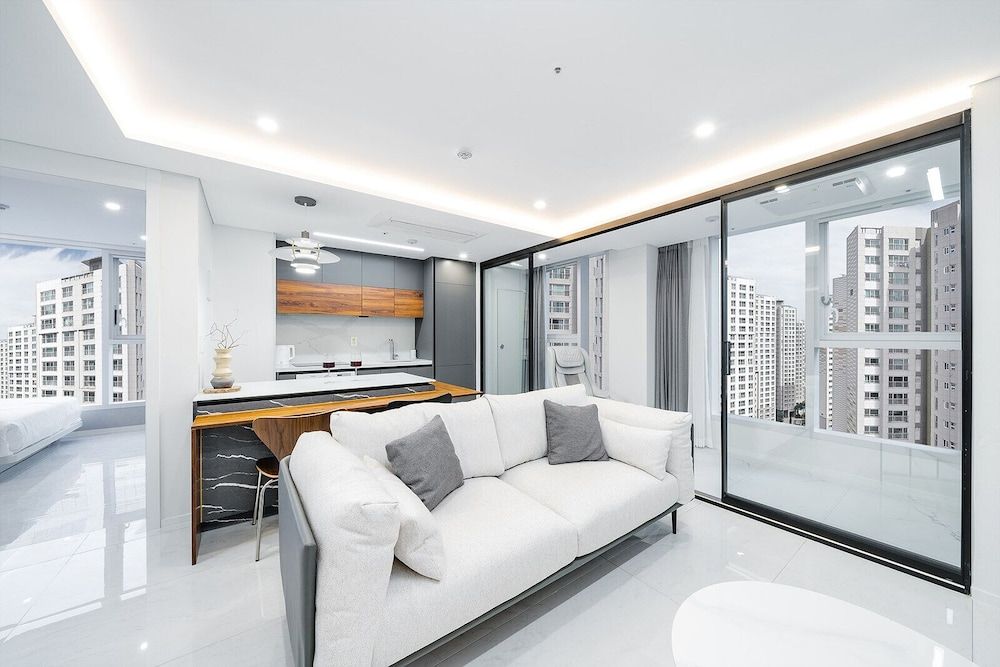 undefined Seocho Intoraon Hotel and Residence 8