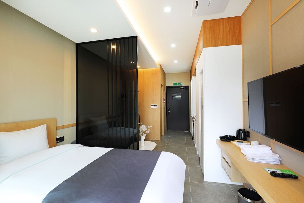 undefined The Stay Classic Hotel Myeongdong 2